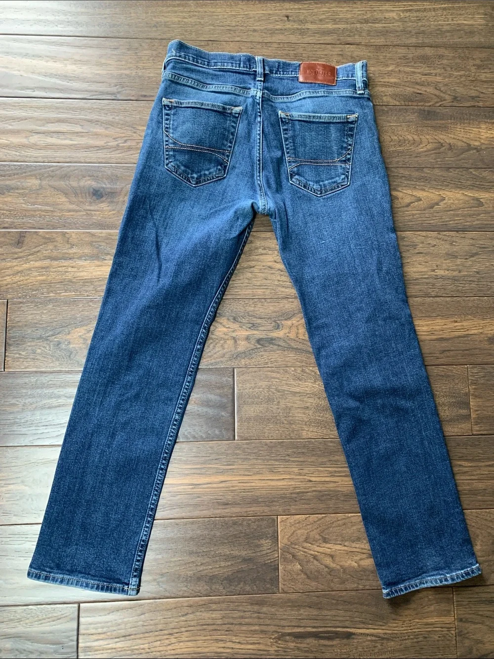 Hollister Men's Classic Slim Straight Indigo Denim Jeans. Pre-Owned.Size:30x29.